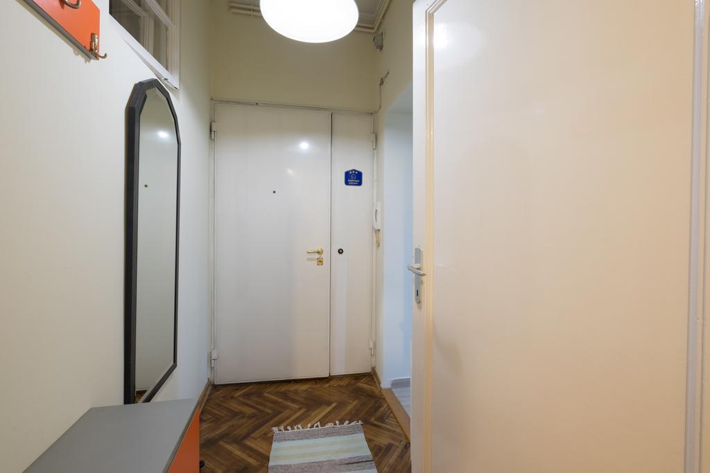 בלגרד M&M Downtown Apartment חדר תמונה